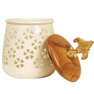 Cream and wooden container