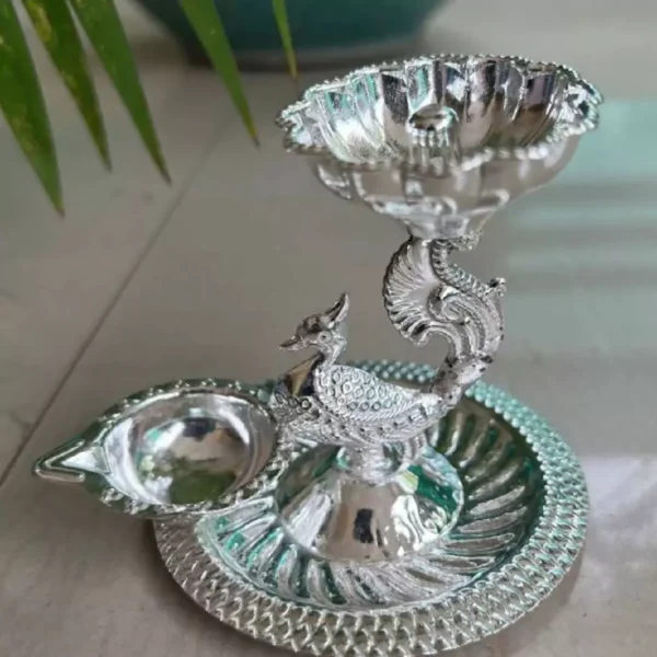 Round Plate Peacock Deepam