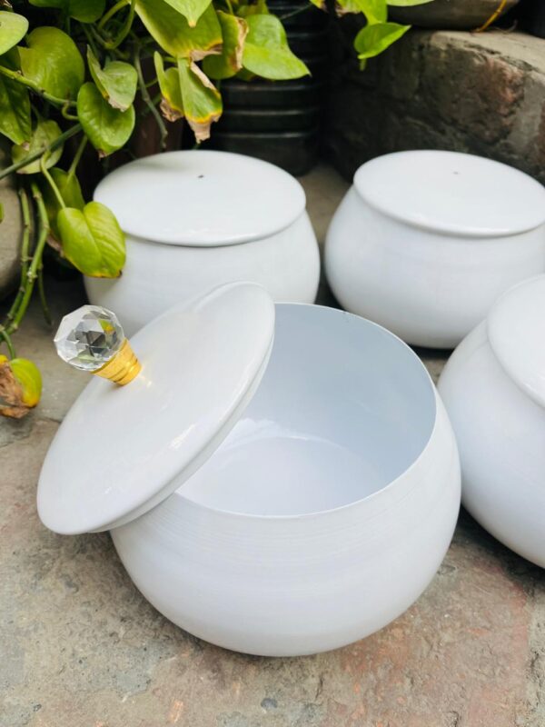 Rich White Container 6 Inch