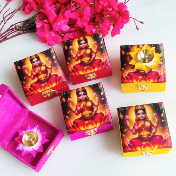 Lotus Diya Gift Box Combo
