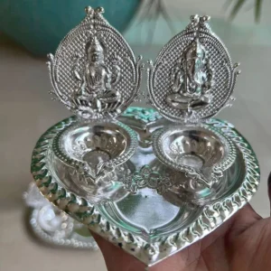 Lakshmi Ganesh Deepam Lakshmi Ganesh Deepam