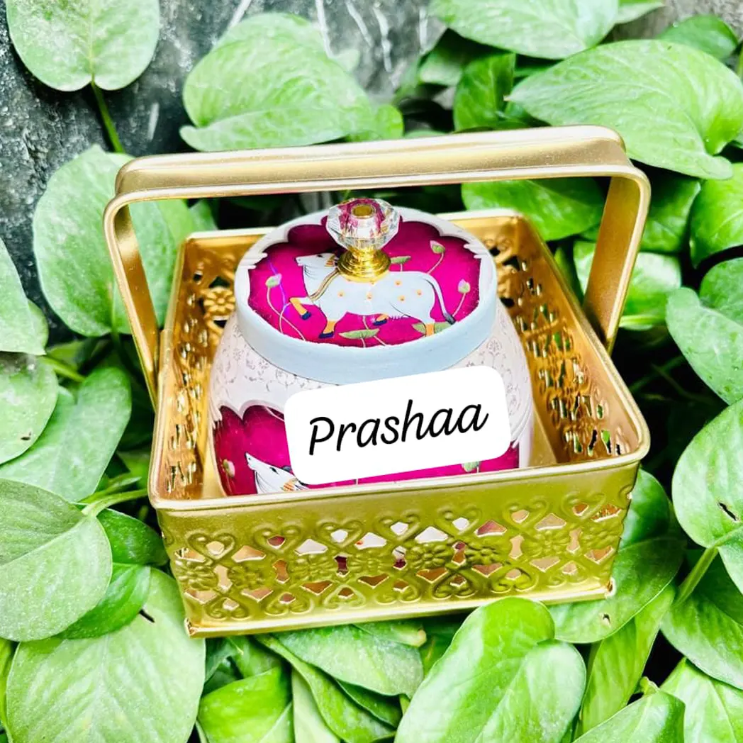 New Launch Basket with Jar for Pichwai Gift Hampers New Launch Basket with Jar for Pichwai Gift Hampers